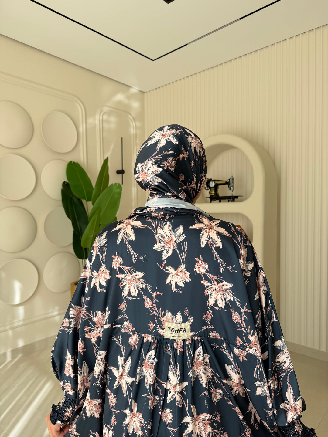 Isdal Satin Navy Bloom