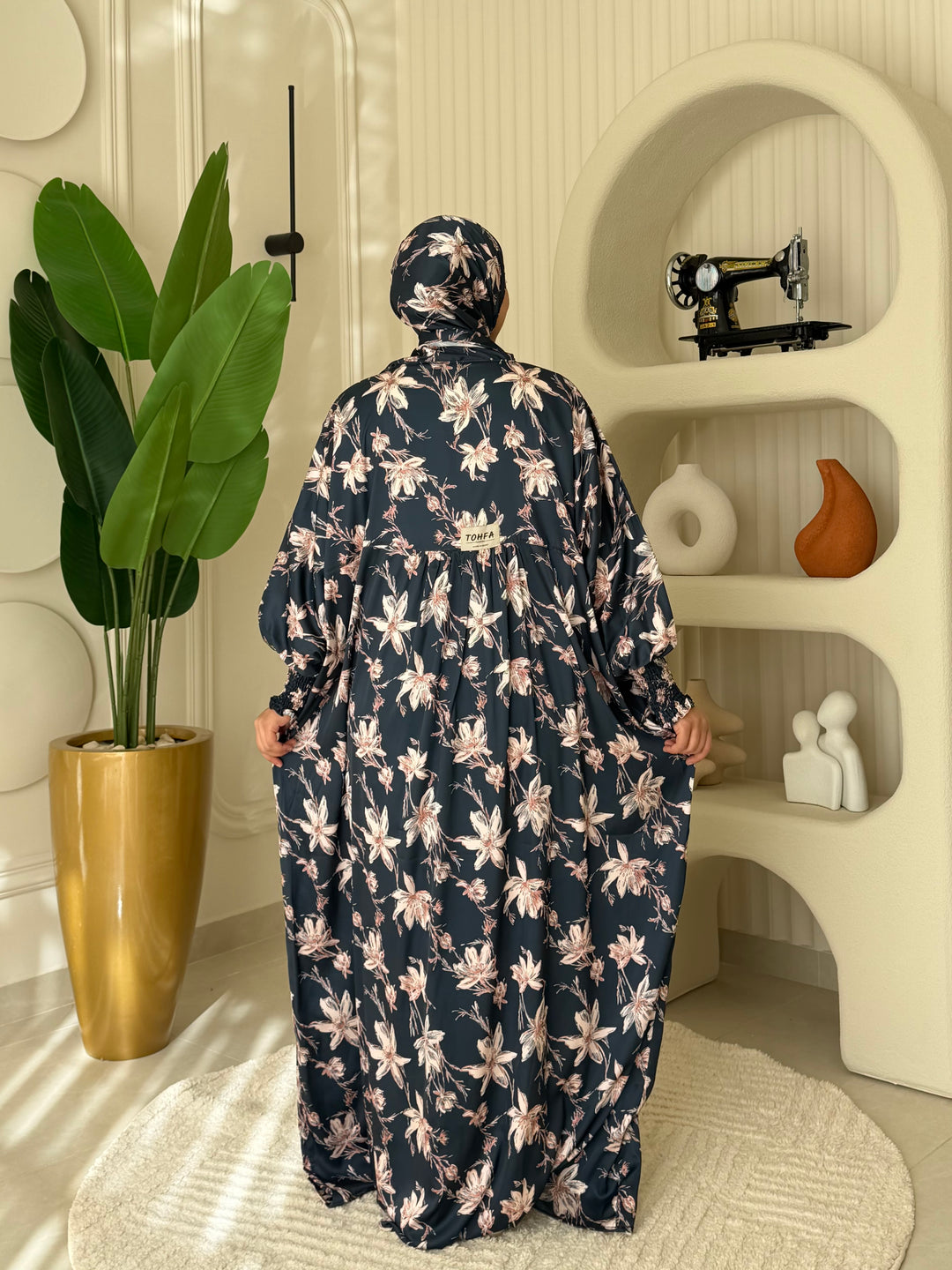 Isdal Satin Navy Bloom