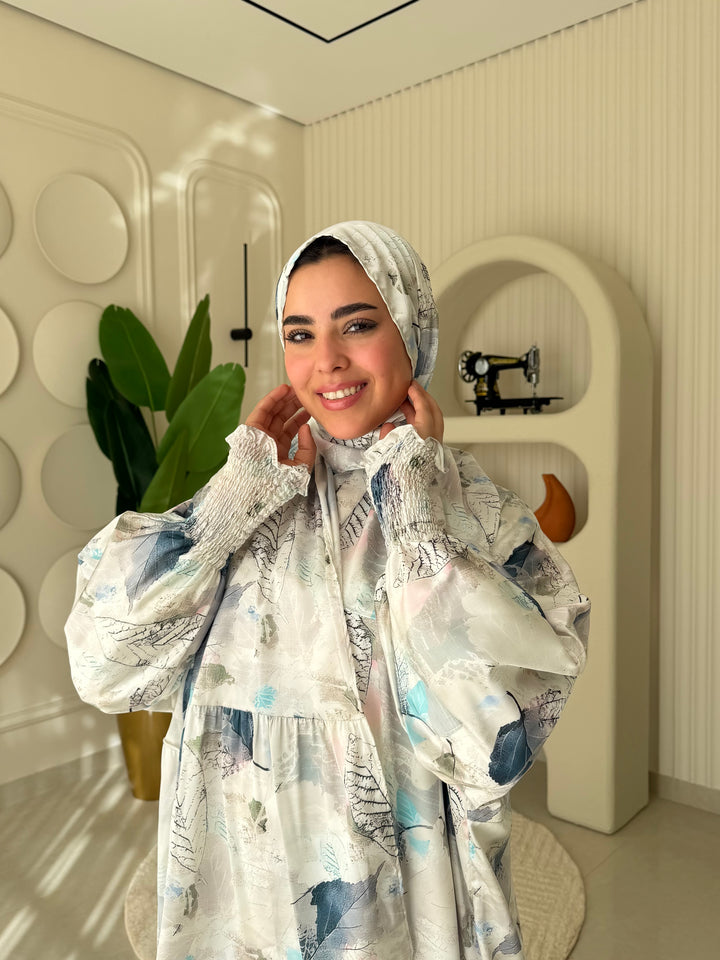 Isdal Satin Blue Petal