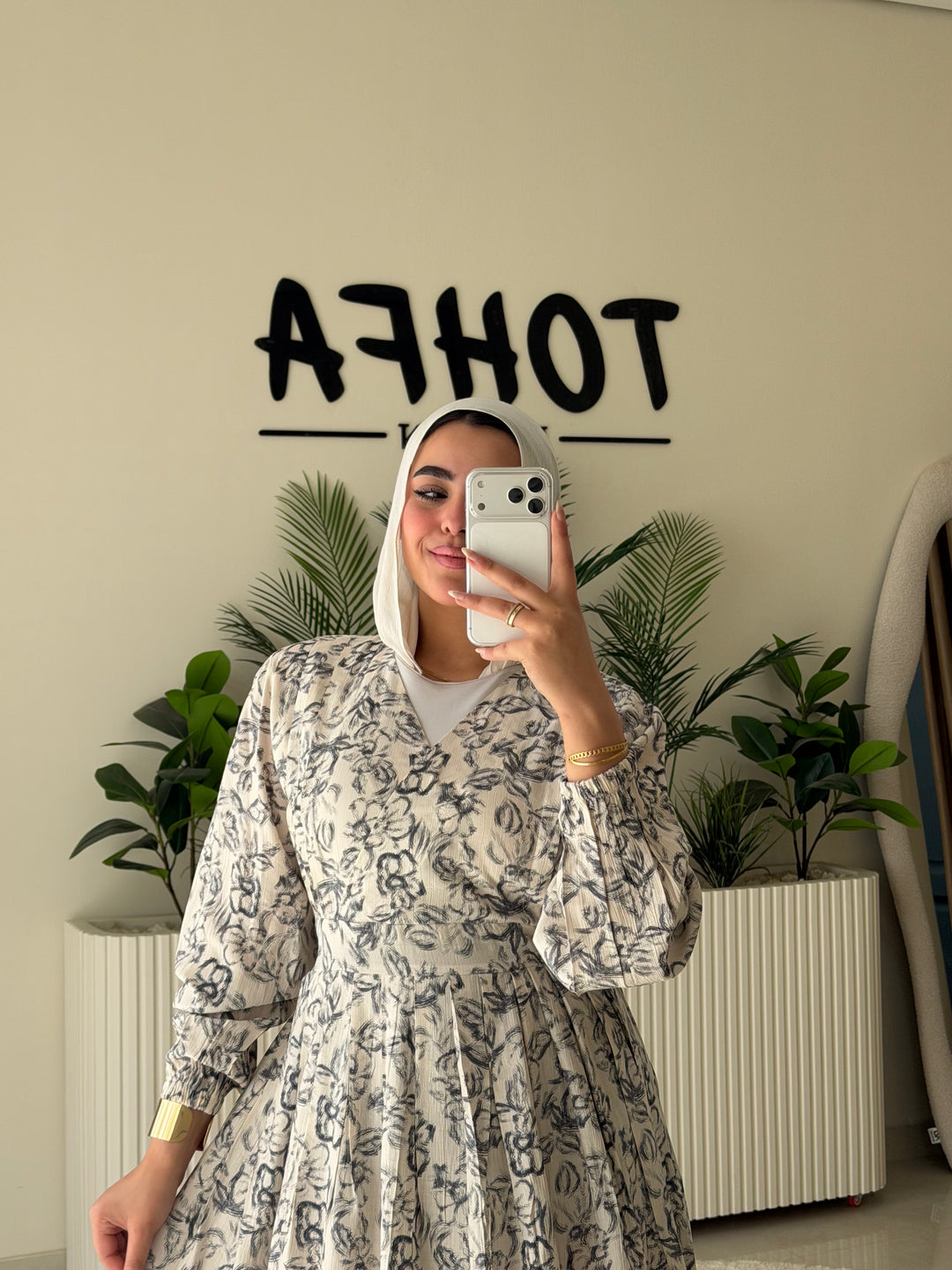 Dress Floral Gray