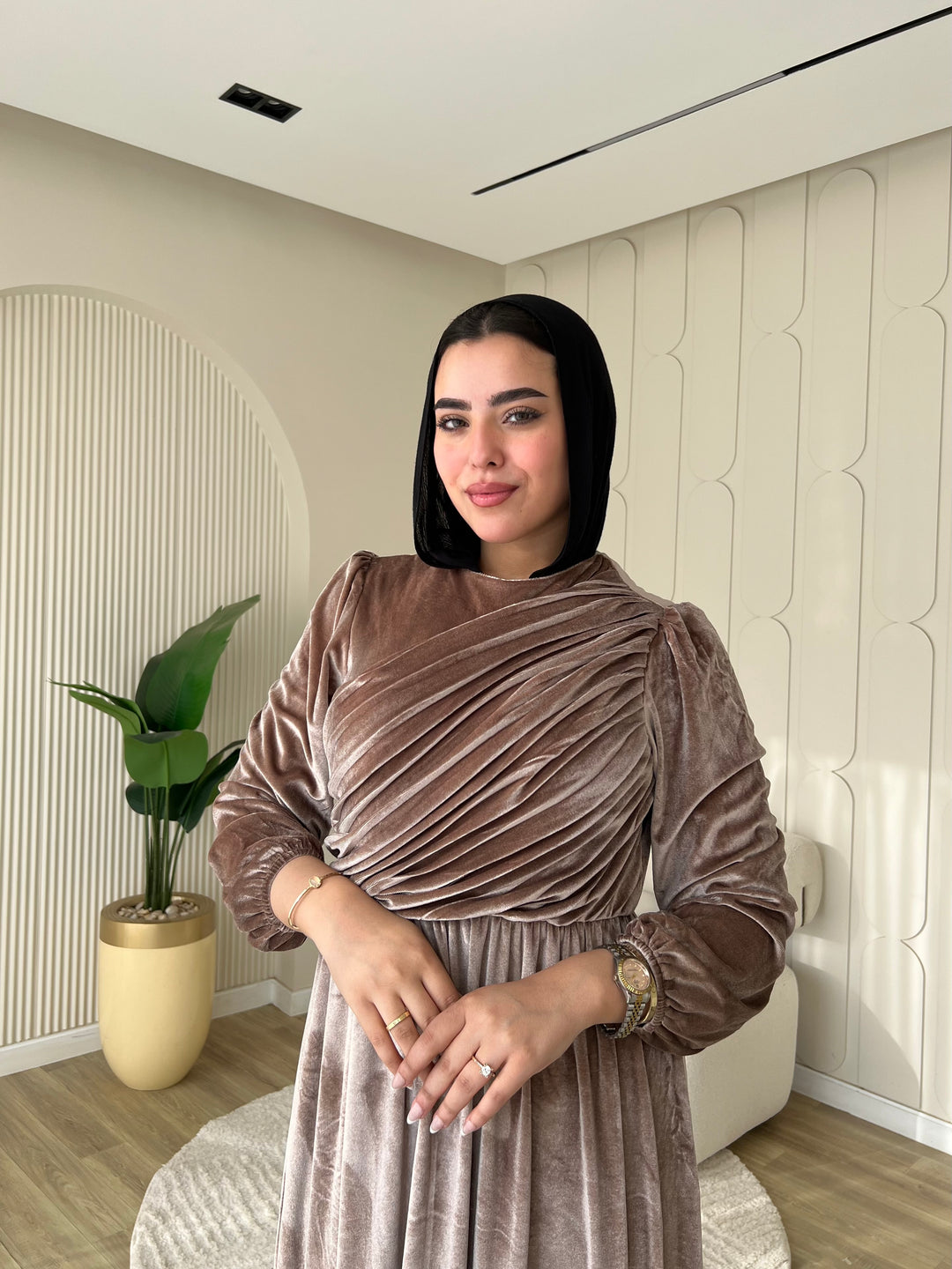 Dress French Velvet Biege