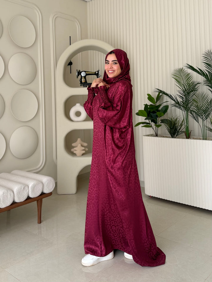 Isdal Jacquard Burgandy