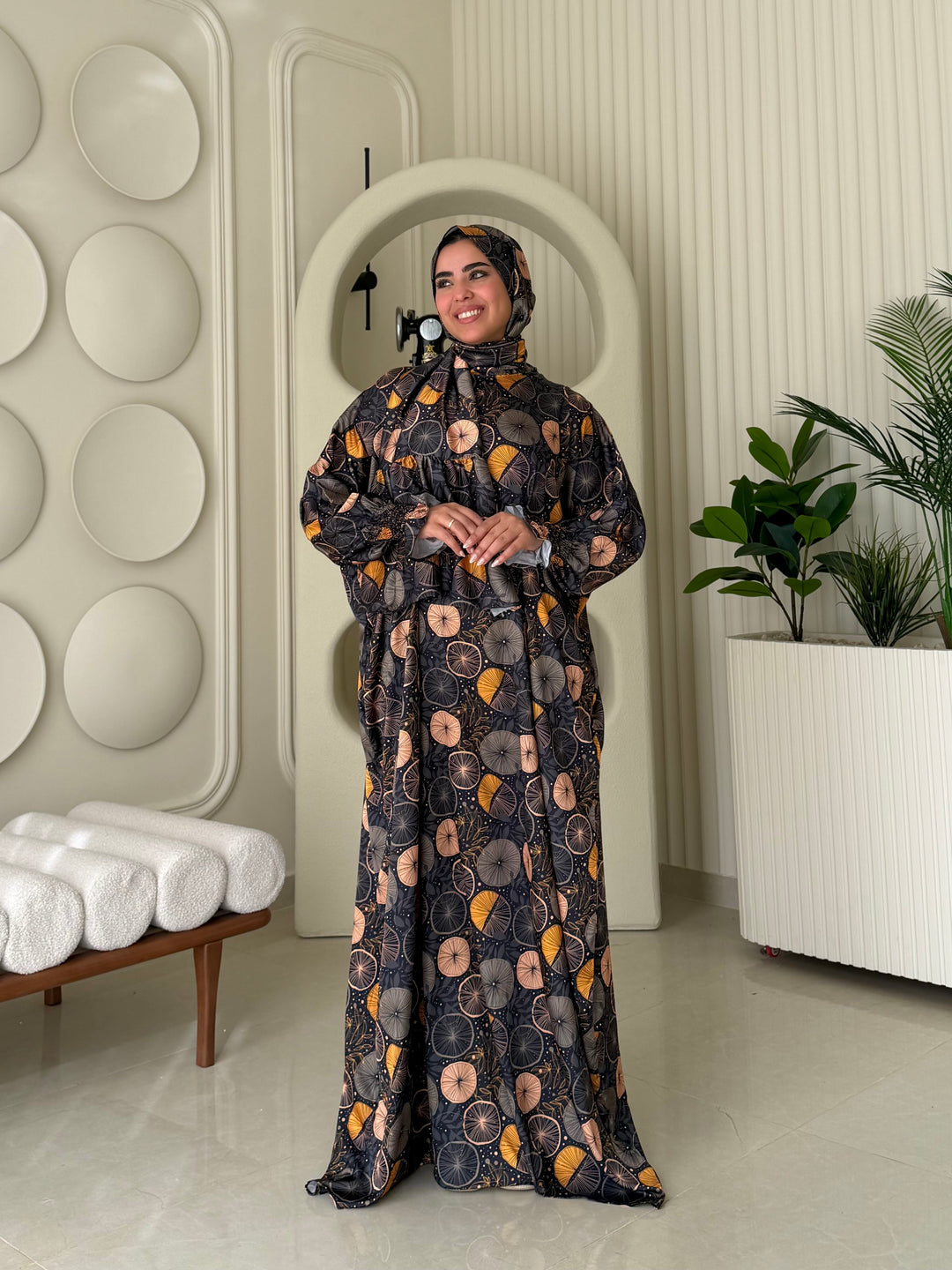 Isdal Stain Black Golden