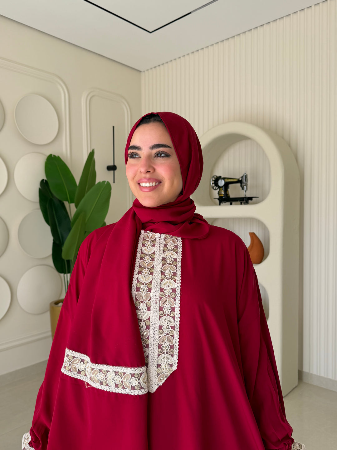 Isdal Crepe Burgandy